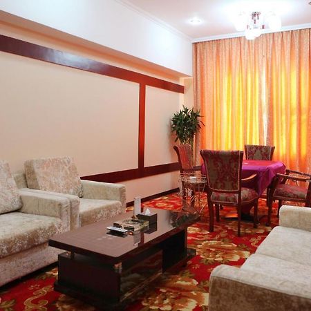 Tianhe Hotel Chengdu Buitenkant foto