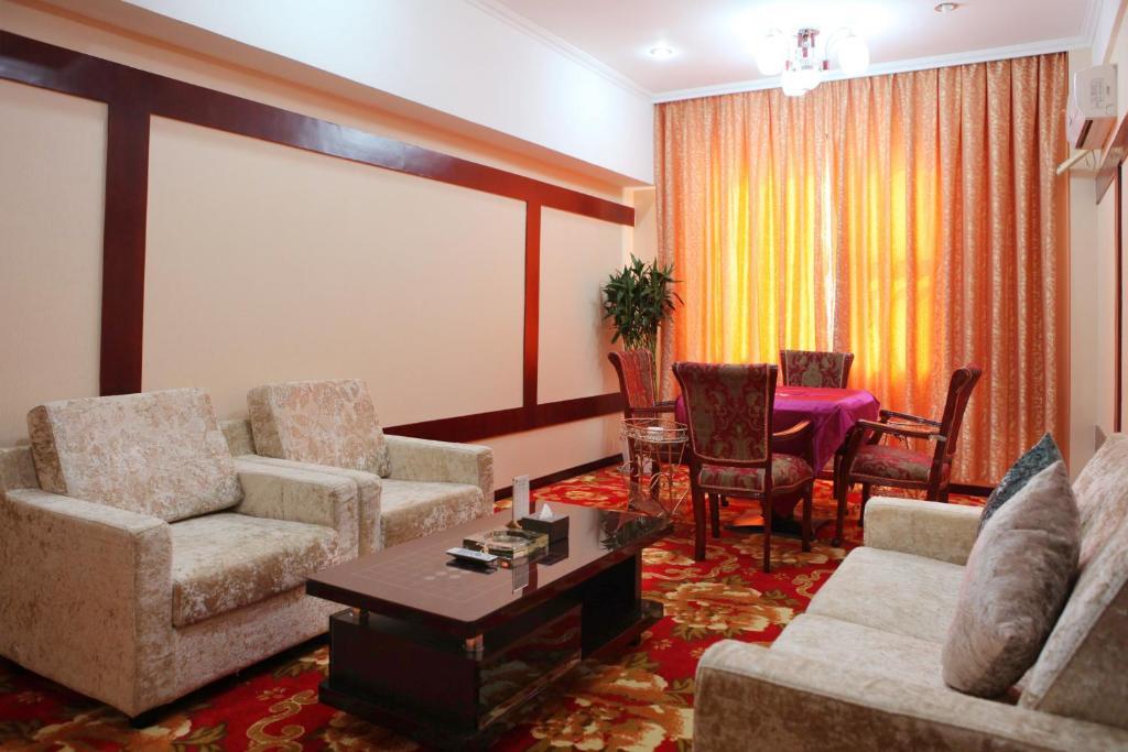 Tianhe Hotel Chengdu Buitenkant foto