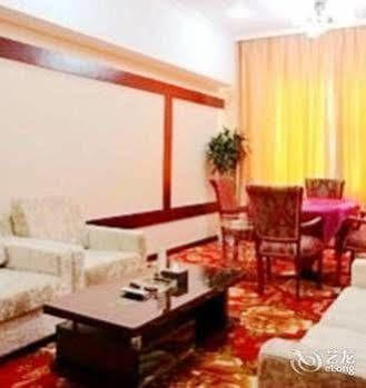 Tianhe Hotel Chengdu Buitenkant foto